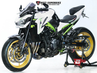  Kawasaki Z900