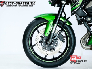  Kawasaki Z800