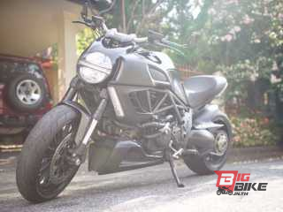  Ducati Diavel Carbon Y16