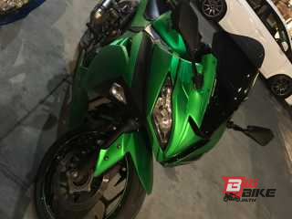  Kawasaki Ninja 300