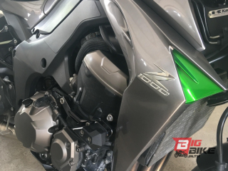  Kawasaki Z1000