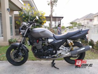  Yamaha XJR 1300