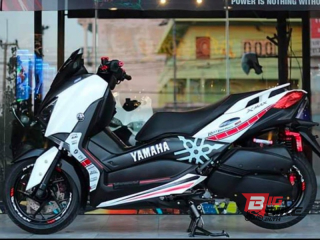  Yamaha XMAX 300