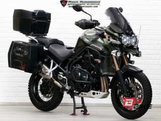  Triumph Tiger 900