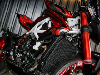  MV Agusta Brutale 800 RR Pirelli