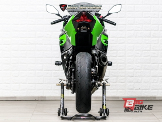  Kawasaki Ninja 400