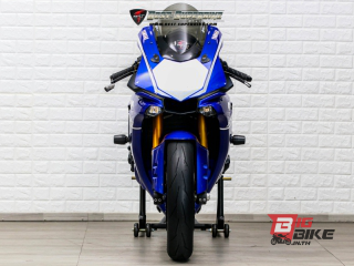  Yamaha YZF-R1