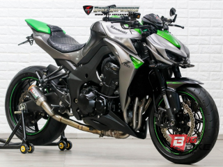  Kawasaki Z1000