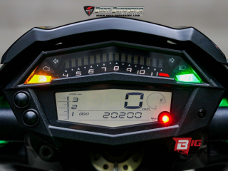  Kawasaki Z1000