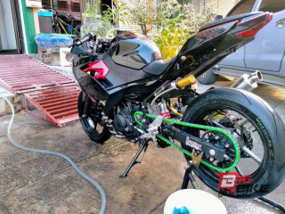  Kawasaki Ninja 400