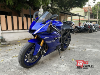  Yamaha YZF-R6