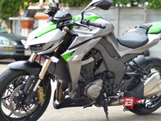  Kawasaki Z1000