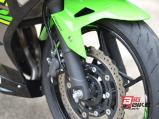  Kawasaki Ninja 400