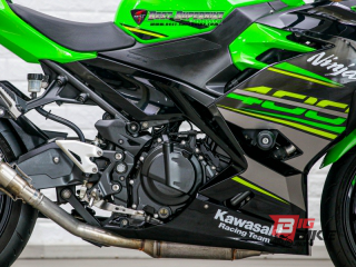  Kawasaki Ninja 400