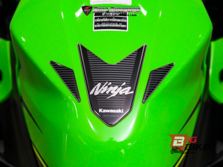  Kawasaki Ninja 400