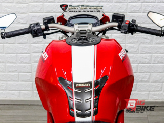  Ducati Monster 796