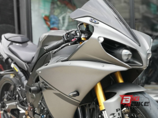  Yamaha YZF-R1