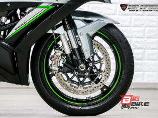  Kawasaki Ninja ZX-10R