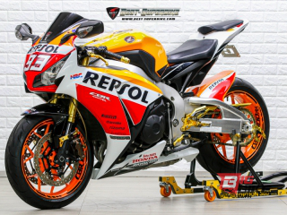  Honda CBR 1000RR Repsol