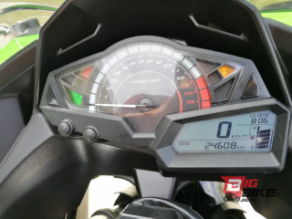  Kawasaki Ninja 300