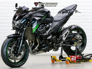  Kawasaki Z800