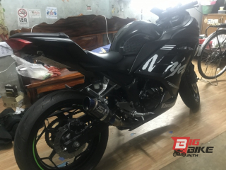  Kawasaki Ninja 300