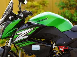  Kawasaki Z250