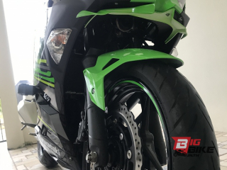  Kawasaki Ninja 400