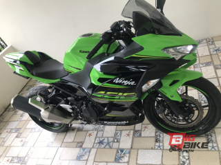  Kawasaki Ninja 400