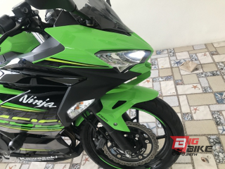  Kawasaki Ninja 400