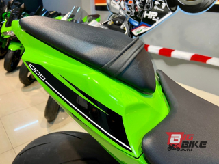  Kawasaki Ninja ZX-10R