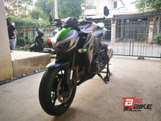  Kawasaki Z1000