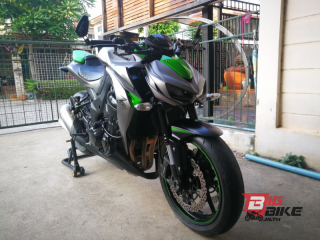  Kawasaki Z1000