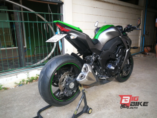  Kawasaki Z1000