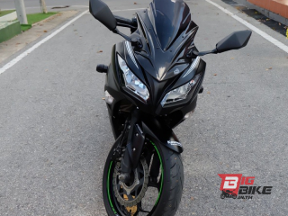  Kawasaki Ninja 300