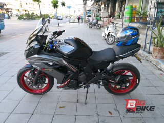  Kawasaki Ninja 650