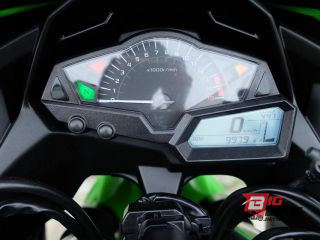  Kawasaki Ninja 300