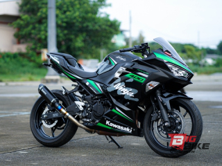  Kawasaki Ninja 400