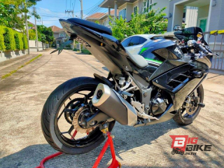  Kawasaki Ninja 300