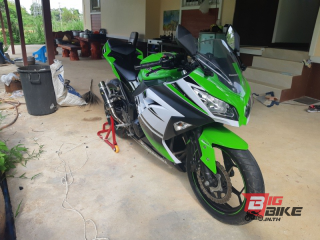  Kawasaki Ninja 300