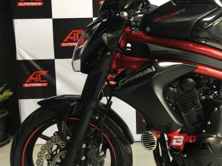  Kawasaki ER-6n ABS