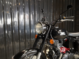  Royal Enfield Classic 500