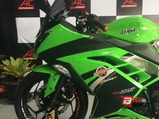  Kawasaki Ninja 300