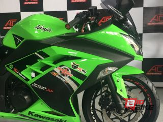  Kawasaki Ninja 300