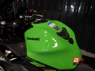  Kawasaki Ninja 650