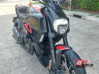  Ducati Diavel Carbon Y16