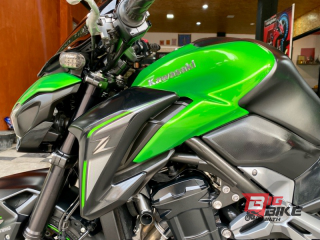  Kawasaki Z900