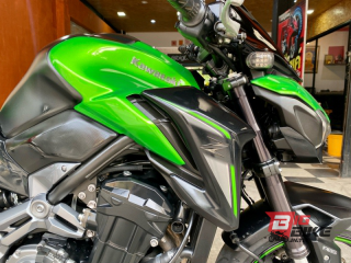  Kawasaki Z900