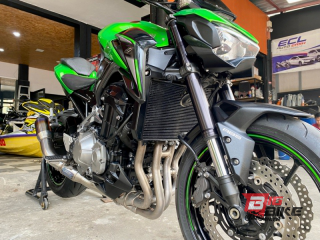  Kawasaki Z900