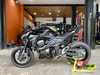  Kawasaki Z800